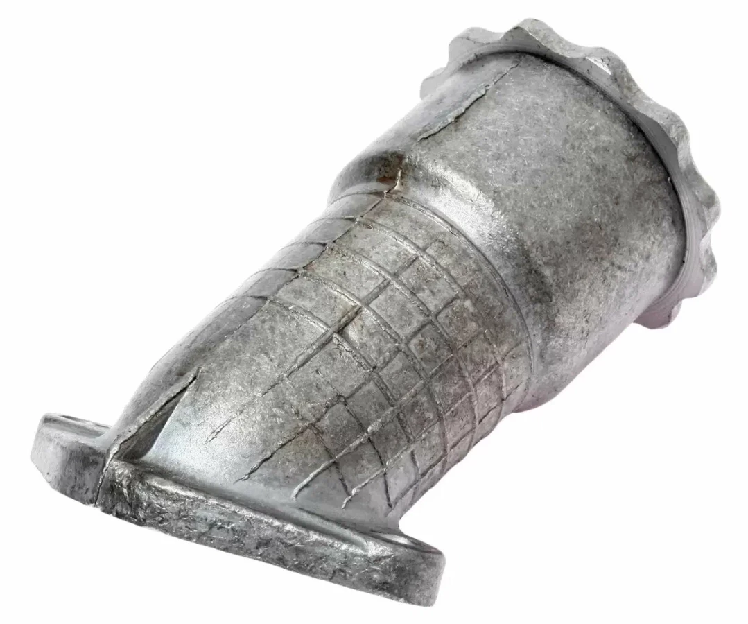Горловина МТЗ,Д-243 маслозаливная с крышкой ММЗ 240-1002115