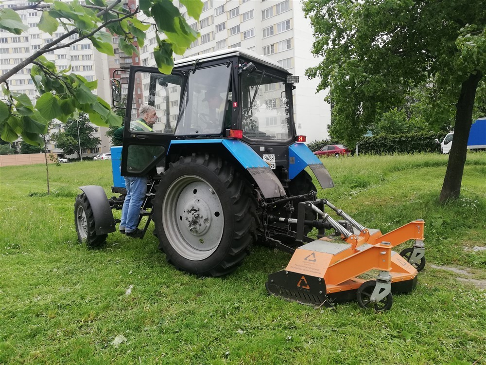 Косилка роторная газонная садовая для МТЗ 82 КР-2004