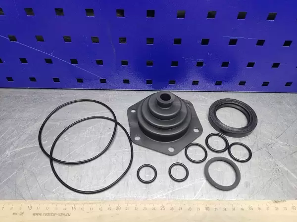 Ремкомплект КПП-корпус сцепления (с чехлом) МТЗ-80; МТЗ-82 38012