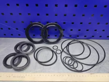 Ремкомплект заднего моста (с манжетами) МТЗ-80; МТЗ-82 38005