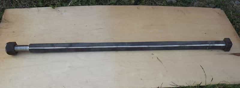 Ось БДТ-720 квадрат 40х40 L=1720мм (резьба с одной ст.)