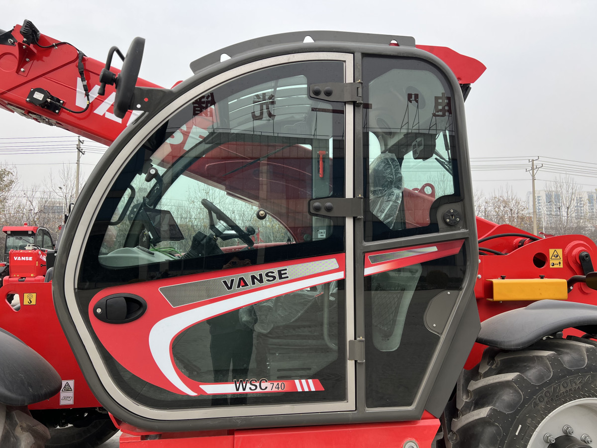 Телескопический погрузчик VANSE WSC 740