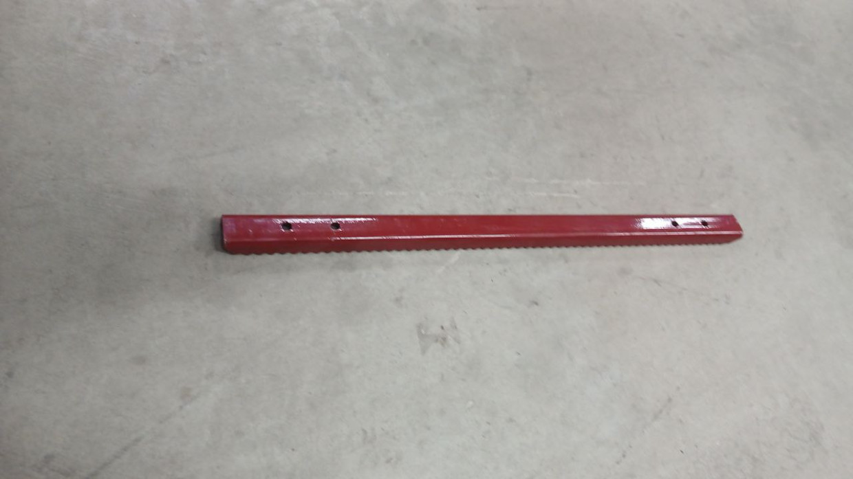 Гребенка КЗК-1877403/КЗК-12-1877403 тр-ра НК (5мм,болт М10) L=700мм