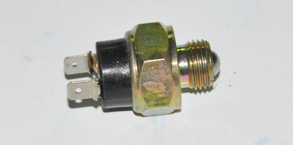 ВК-12-4 Выключатель (СК-7,НИВА,К-701,МТЗ)